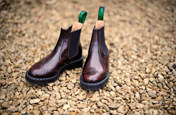 Burgundy Rub-Off Solovair Brogue Boots Men's Chelsea Boots | 970426CFM