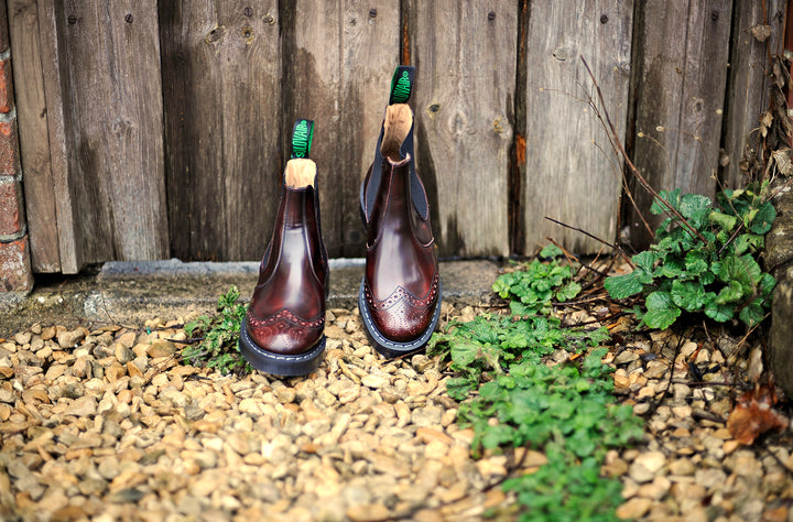 Burgundy Rub-Off Solovair Brogue Boots Men's Chelsea Boots | 970426CFM