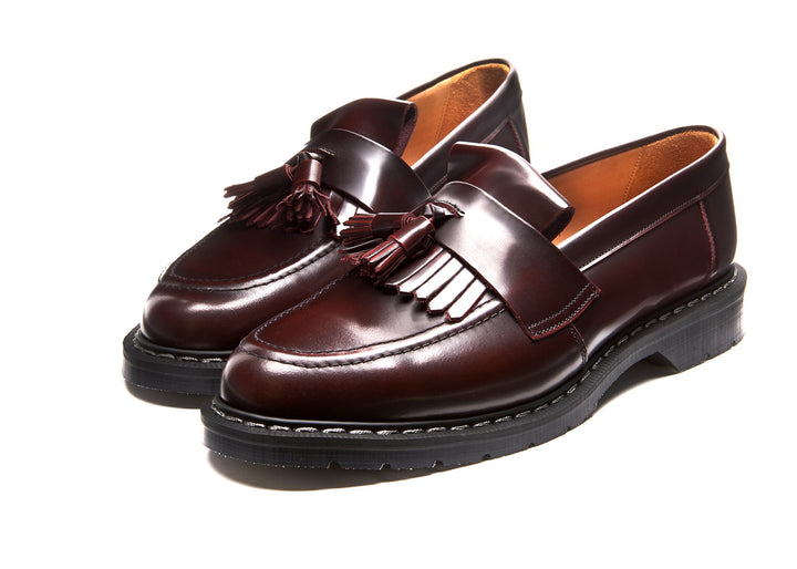 Burgundy Rub-Off Solovair Tassel Women's Loafers | 724580SLJ