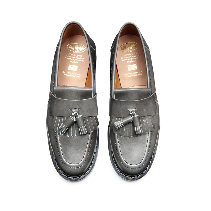 Cloud Grey Rub Off Solovair Tassel Men's Loafers | 820654BSI