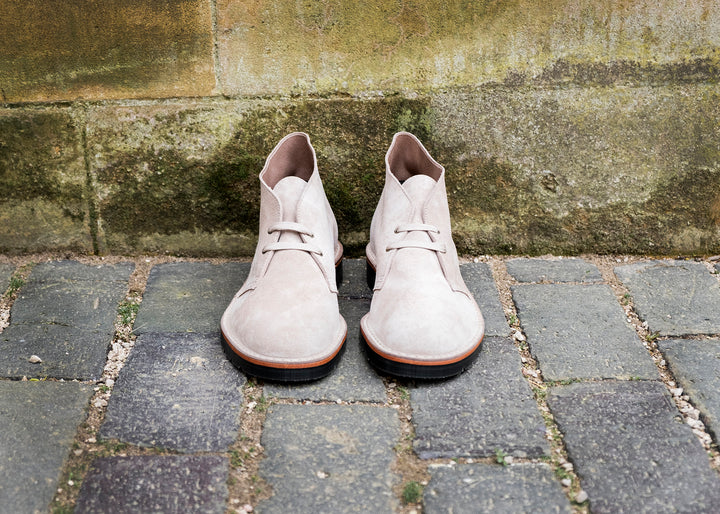 Sand Solovair Suede Men's Chukka Boots | 034672FUA